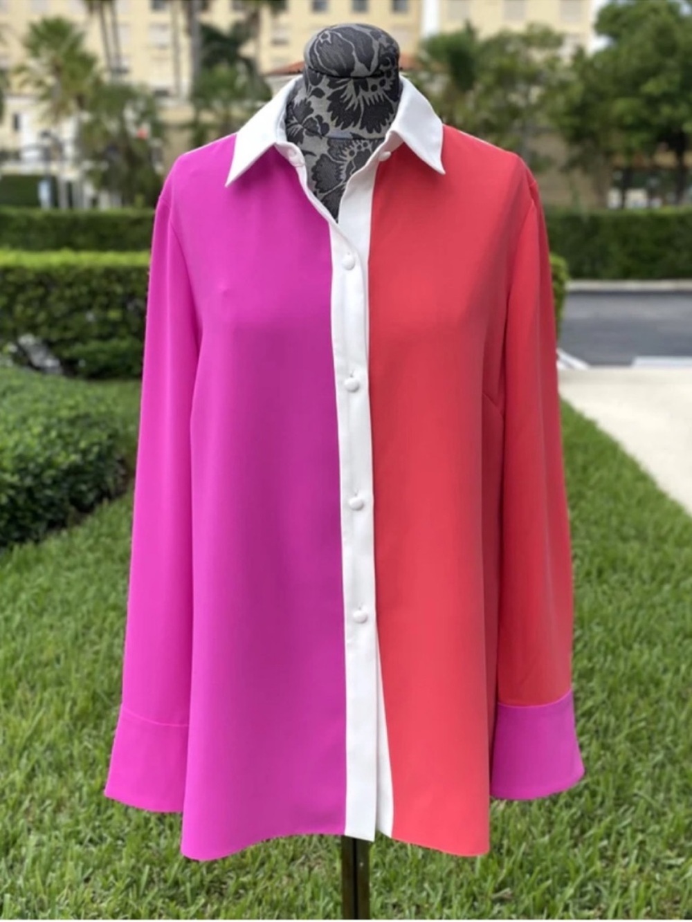 EMMELLE LUXURIOUS
CREPE TRI-COLOR TUNIC IN ZENIA/PINK/PEARL